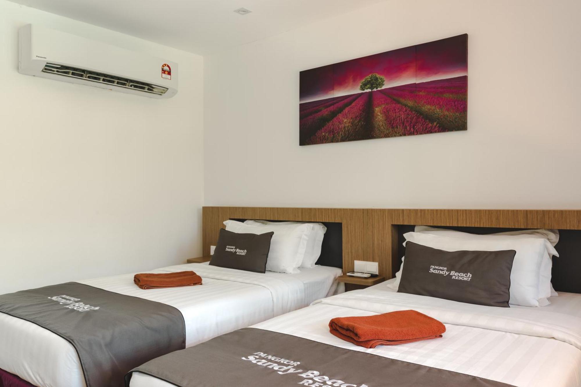 Quarto Superior com 2 Camas de Solteiro